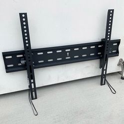 BRAND NEW $15 TV Wall Mount for 37-75 Inches TVs Tilt Bracket VESA 600x400mm, Weight Capacity 110 lbs
