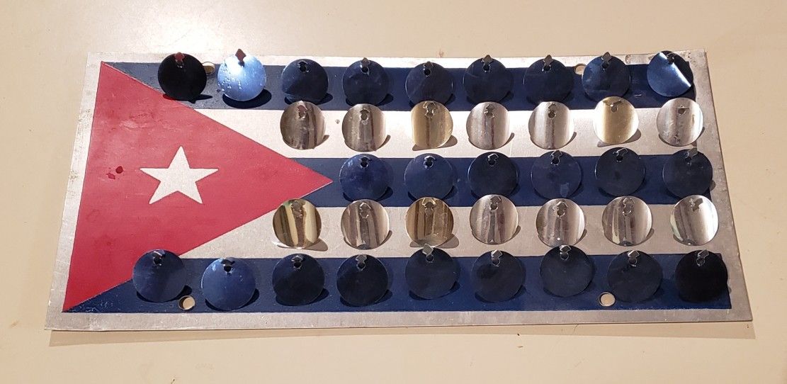 CUBAN FLAG COLLECTABLE ART LICENSE PLATE