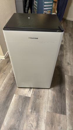 Hisense Mini Fridge