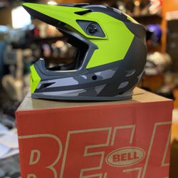 Bell Mx-9 Off Road Helmet With M.I.P.S $190
