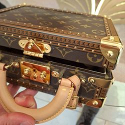 Louis Vuitton valise handbag purse