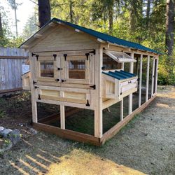 Walk-In Chicken Coop 6x18x7.5