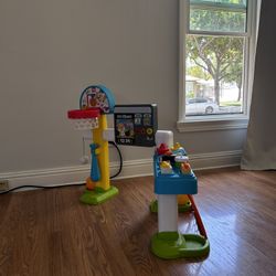 Fisher-Price Toddler Learning Toy Laugh & Learn 4-in-1 Game Experience Sports Activity Center with Smart Stages for Infants Ages 9+ Months​