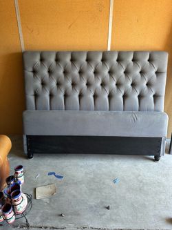 Cal, King bedframe