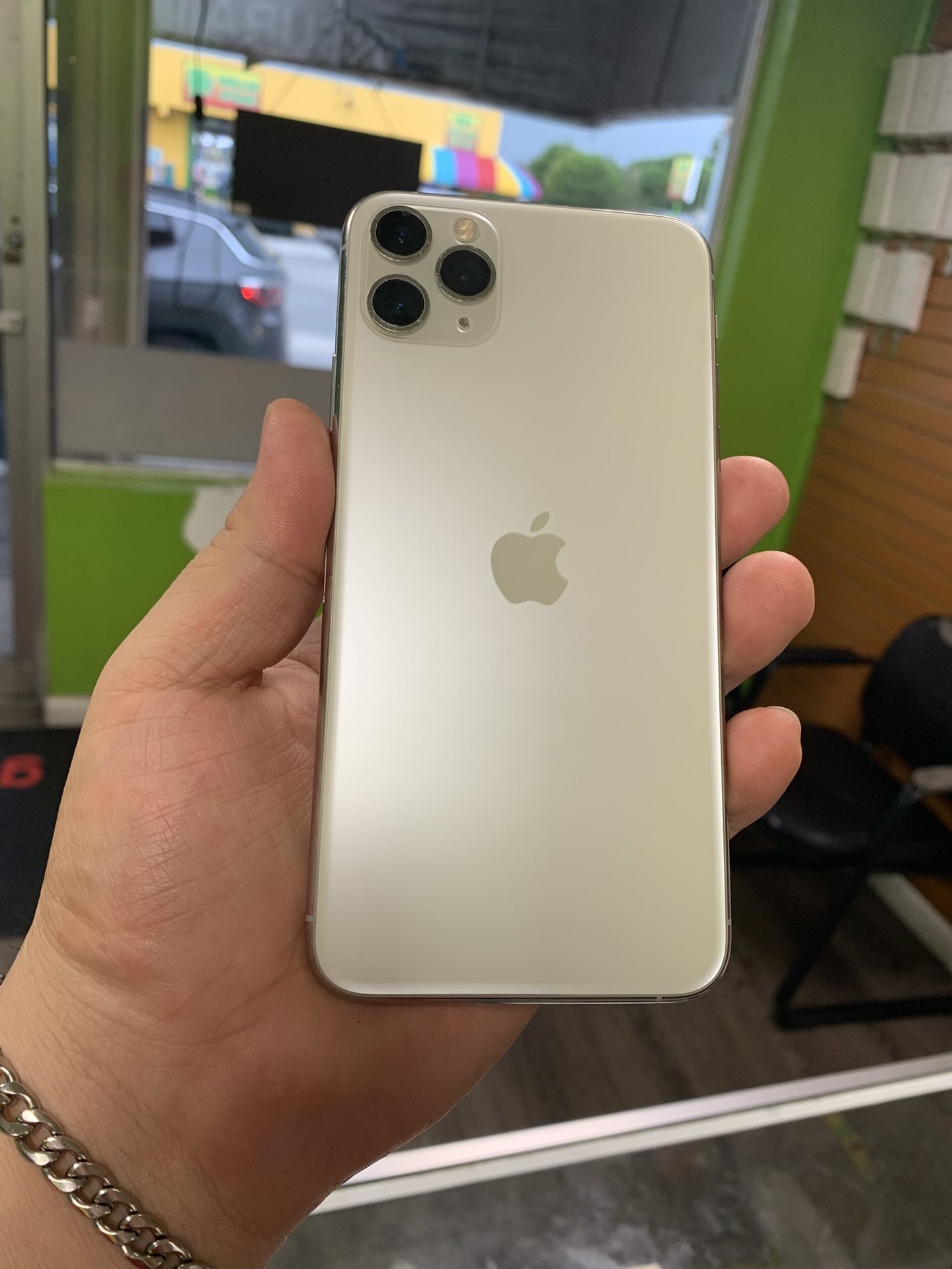 iPhone 11 Pro Max 256GB Factory Unlock 