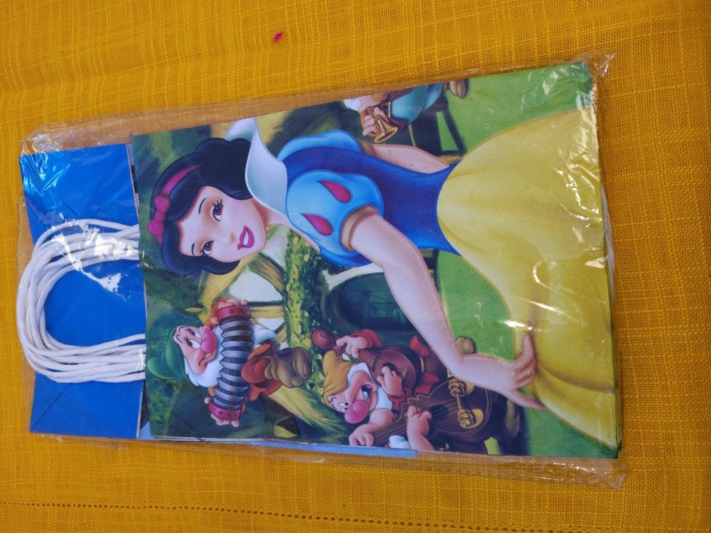 Snow White Candy Bags 