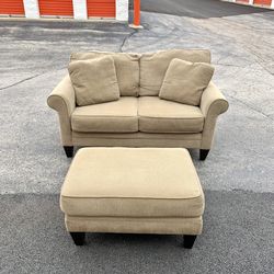 BAUHAUS LOVESEAT+OTTOMAN (2 PIECES)