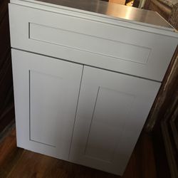 Modern Gray Kitchen Base Cabinet with Drawer and Double Doors