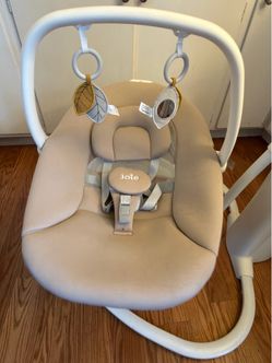 Joie Ancho 2 in 1 Wind Up Swing