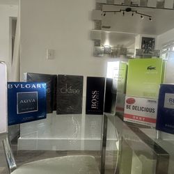 Perfume 30$ Cada Uno Y Negociable Si Lo Compras Todo