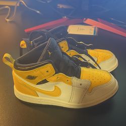 Jordan 1 (Kids size 10C)