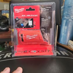 Milwaukee M12 USB Charger 49-24-2310 