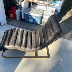 Black Leather Chaise - Lounge Chair Luxury Furniture