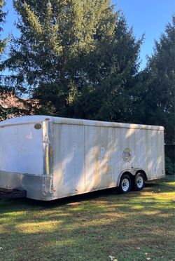 8 x 20 RC Roen Enclosed Trailer Storage Container