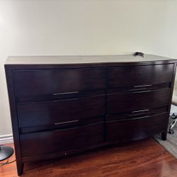 MOVING SALE Five Piece Bedroom Set