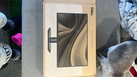 Dell 27’ monitor NEW