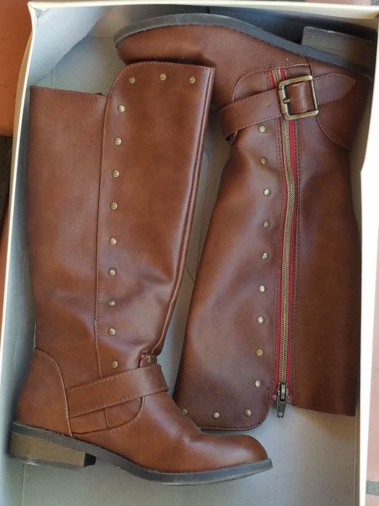 Girl Boots Size 13