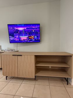 Ludlow 69" Reeded 4-Door Sideboard