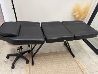 Black facial massage bed