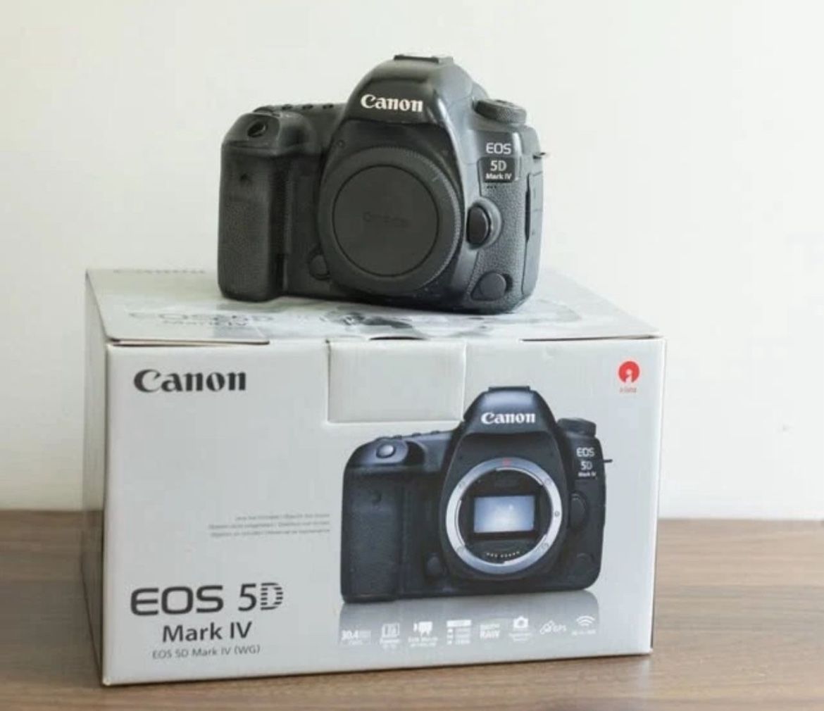 Canon EOS 5D mark Iv DSLR camera body only