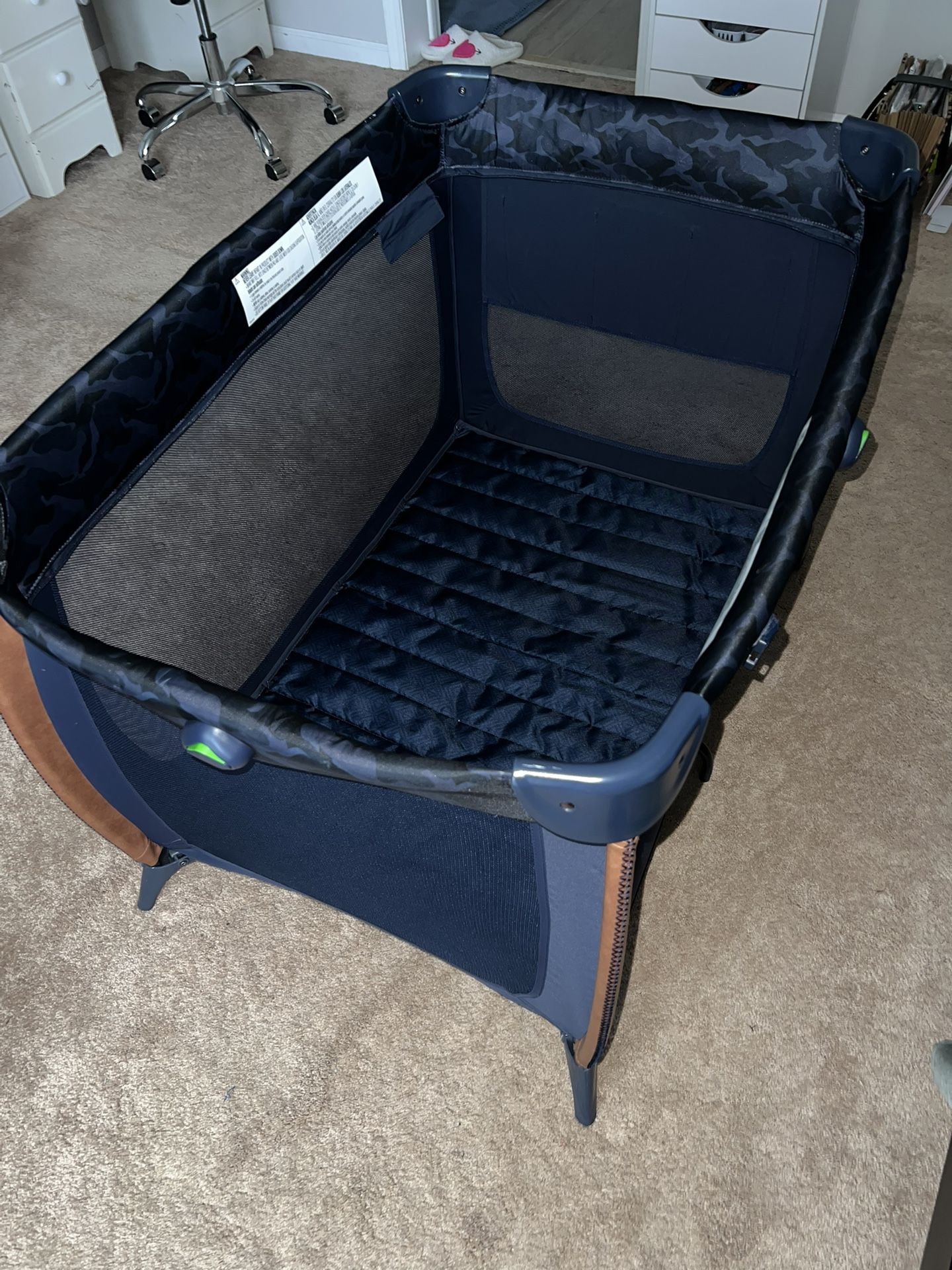 Monbebe Playpen With Bassinet & Changing Station