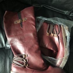 Boots Size 9