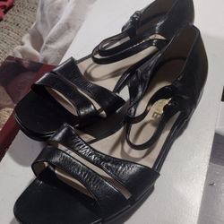 CHANEL Size 40½