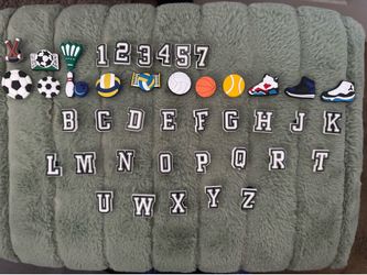 Bundle of new Jibbitz