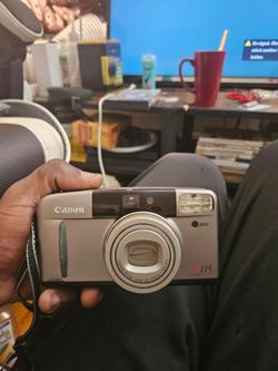 Digital  Canon  camera