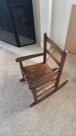 Toddler rocking chair