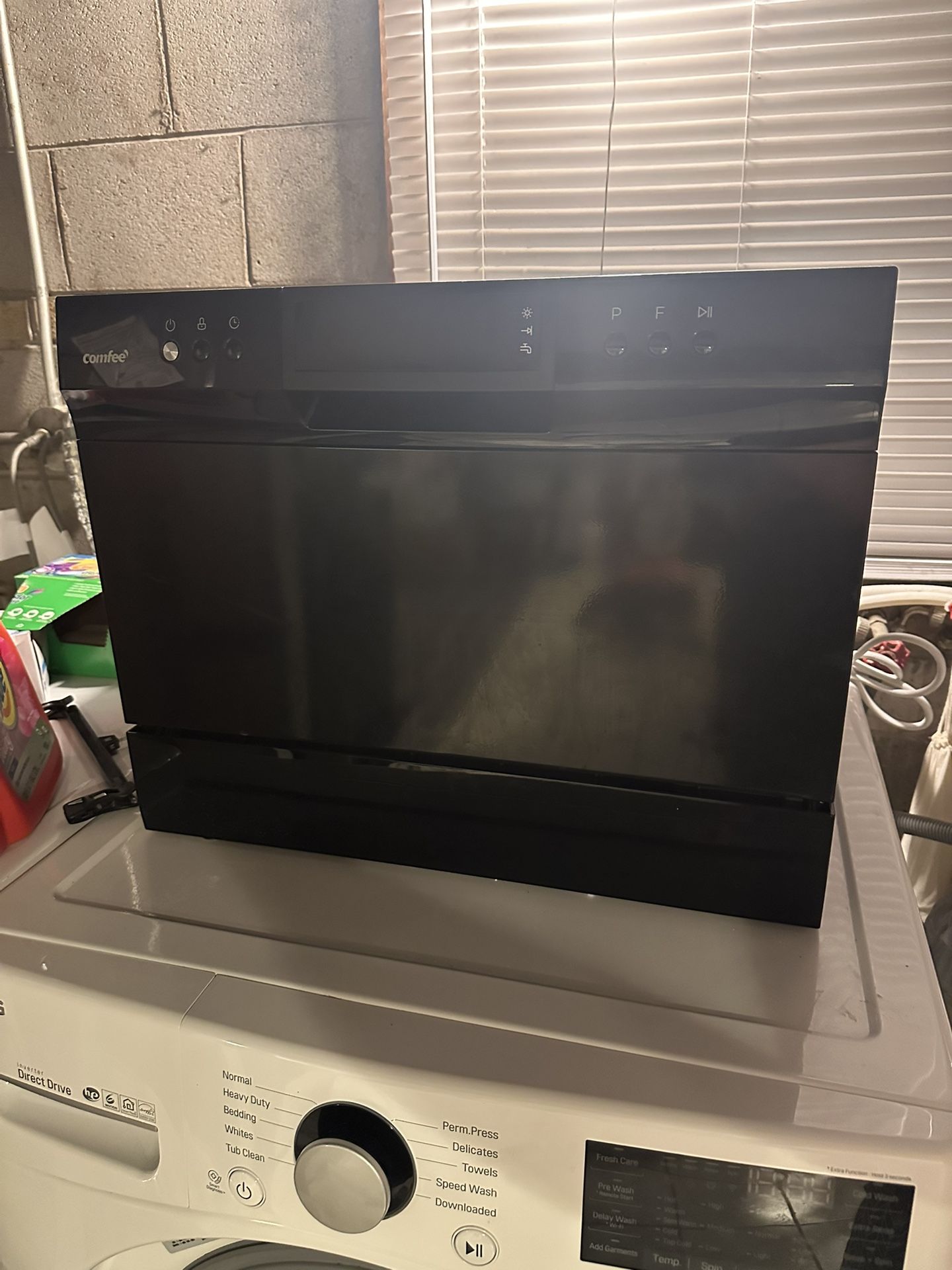 Comfee Countertop Dishwasher  Used Only Once