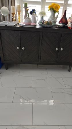 Buffet in perfect condition