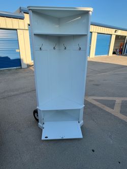 Corner cubby $44