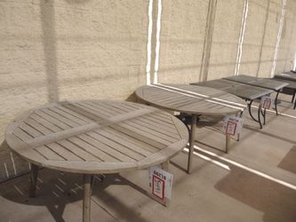 Outdoor Round Dining Table — Inyo 55" (Weathered Eucalyptus)