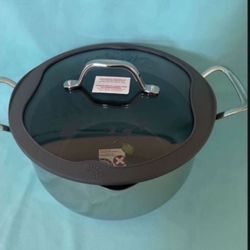 Olla De 7,5 Qt $90 Nueva En Caja 