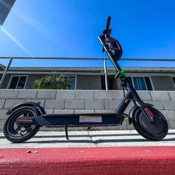 Electric scooter