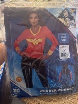 Women’s Wonder Woman Shirt 