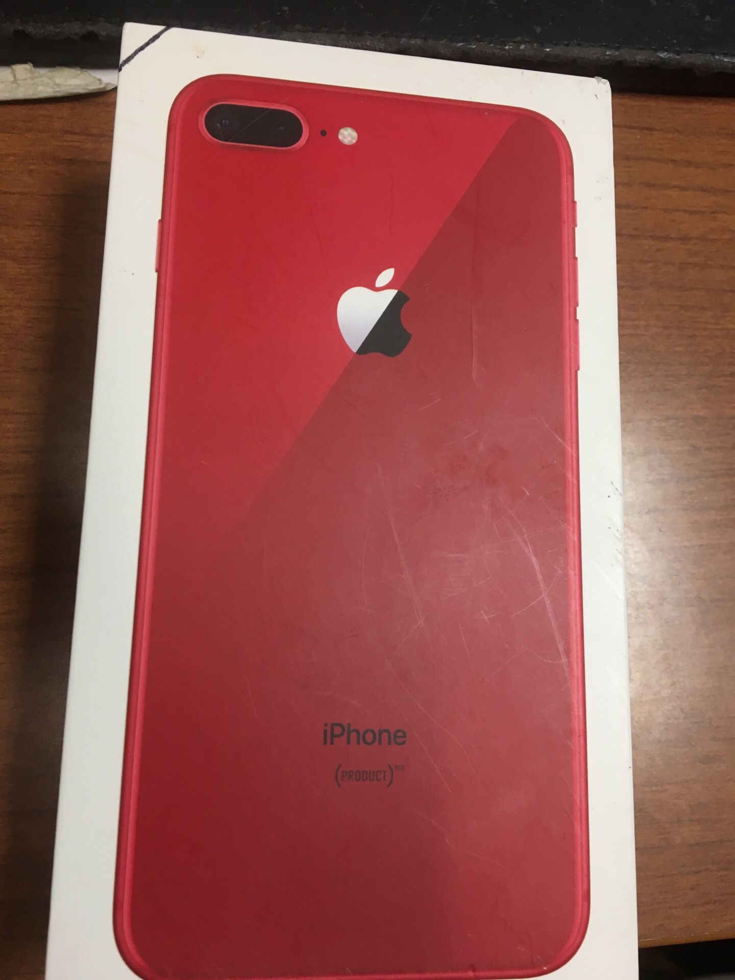 iPhone 8 Plus