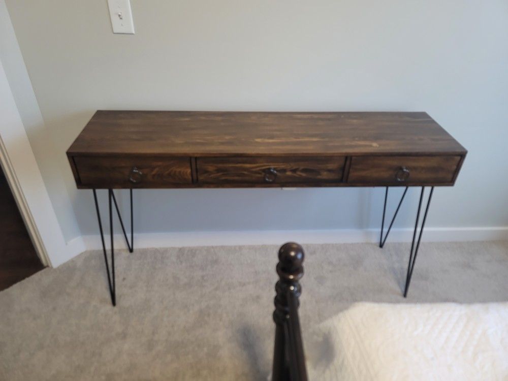 Table/Storage/Entertainment Center