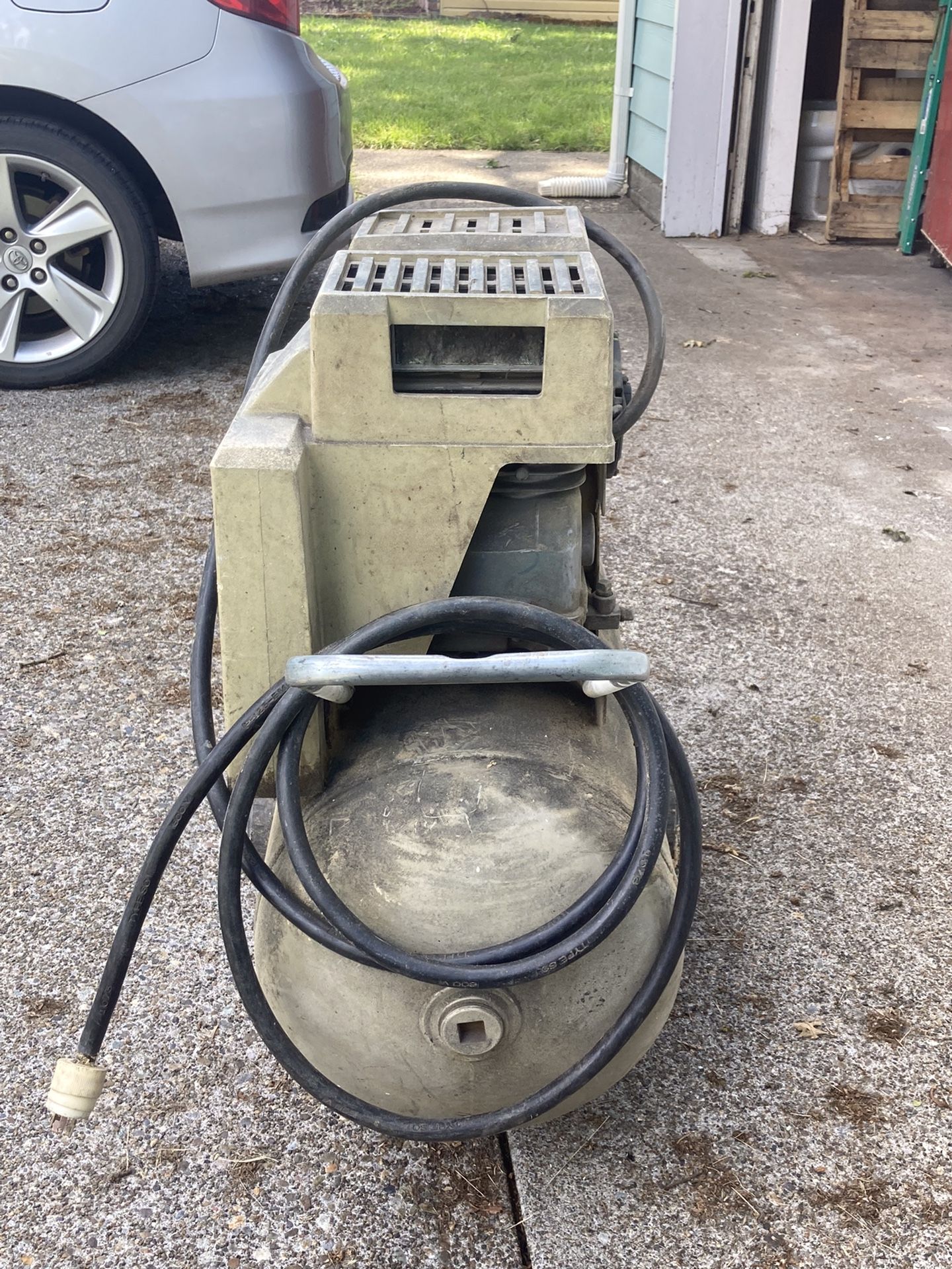 Air Compressor