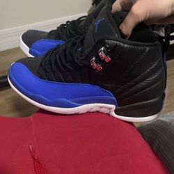 black N Blue 12s size 9,5 in Women 