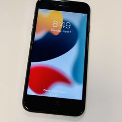 IPhone 7   128GB Fully unlocked 