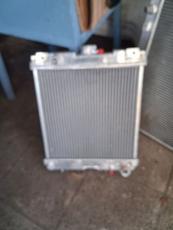 HONDA ALUMINUM RADIATOR!! NEW!! 75$