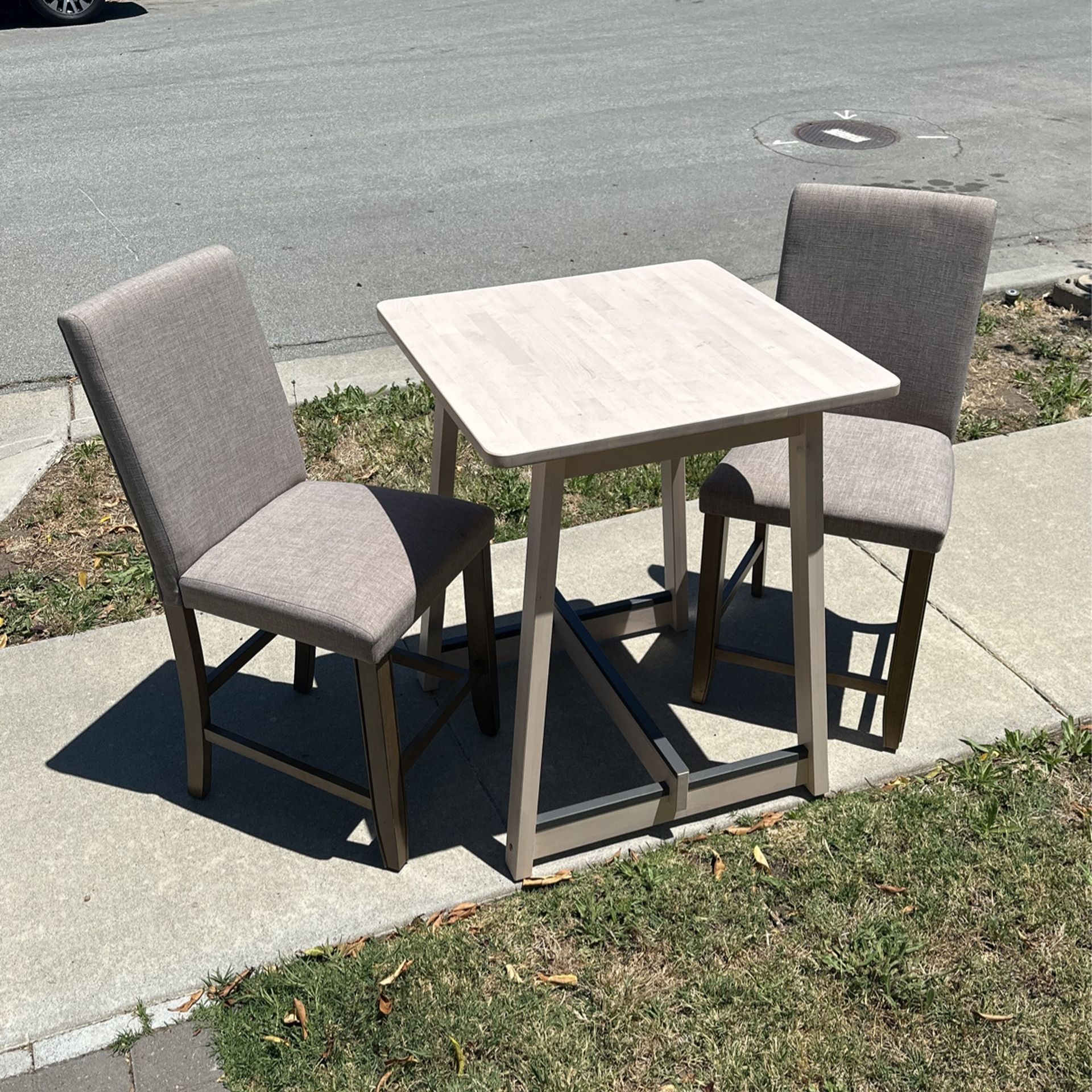 Bar Table Set