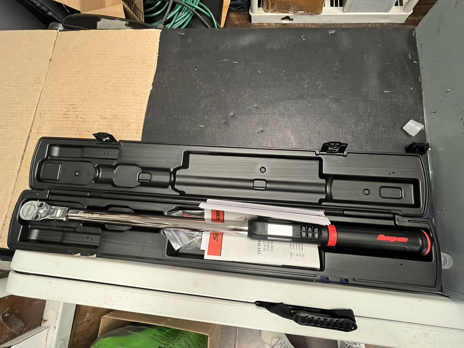 Snap On 1/2” TechAngle Electronic Torque Wrench 300 Ft-lb Atech3fr300b
