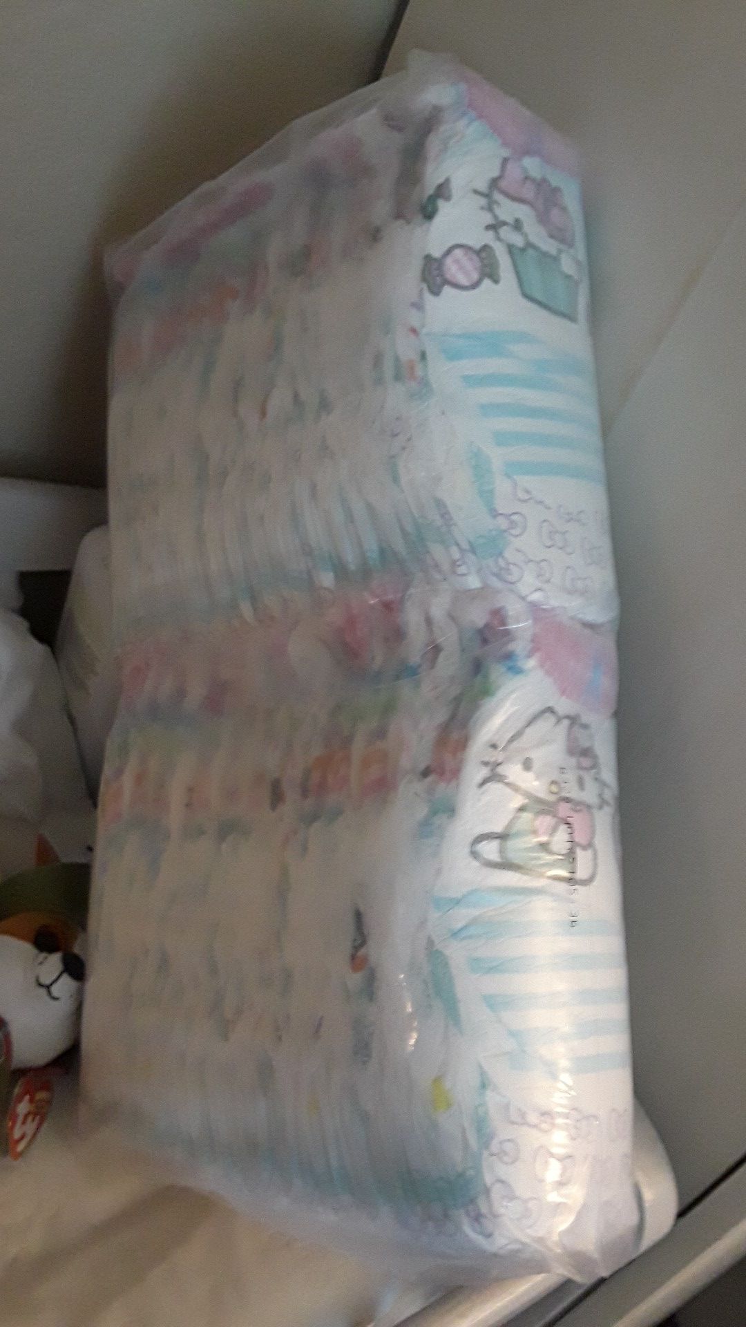 Size 3t-4t diaper pullups Pampers Easy Ups
