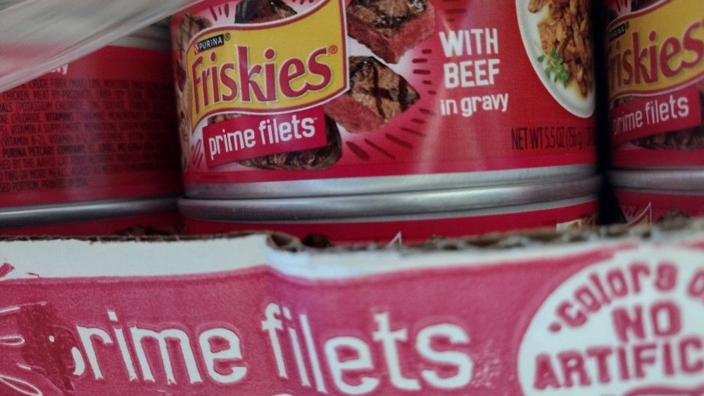 24 Count Friskies Cases Wet Cat Food