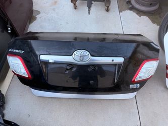 Toyota Camry Hybrid Trunk Lid with Tail Lights