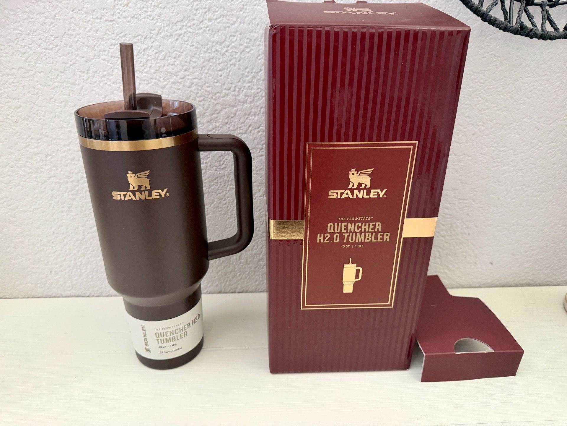 New in box Stanley Chocolate Gold Quencher