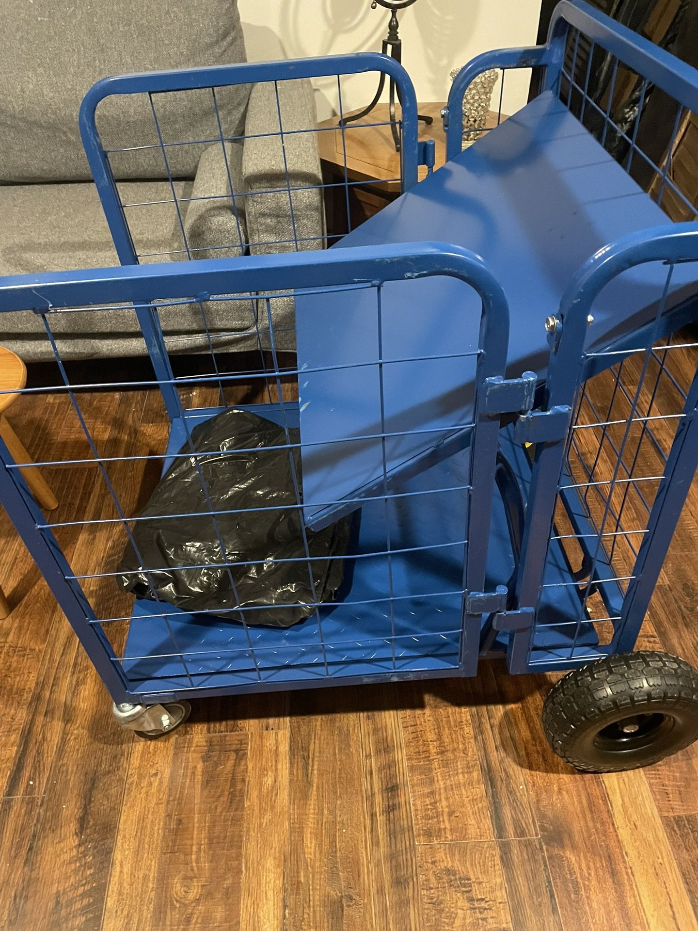 Collapsible Dolly